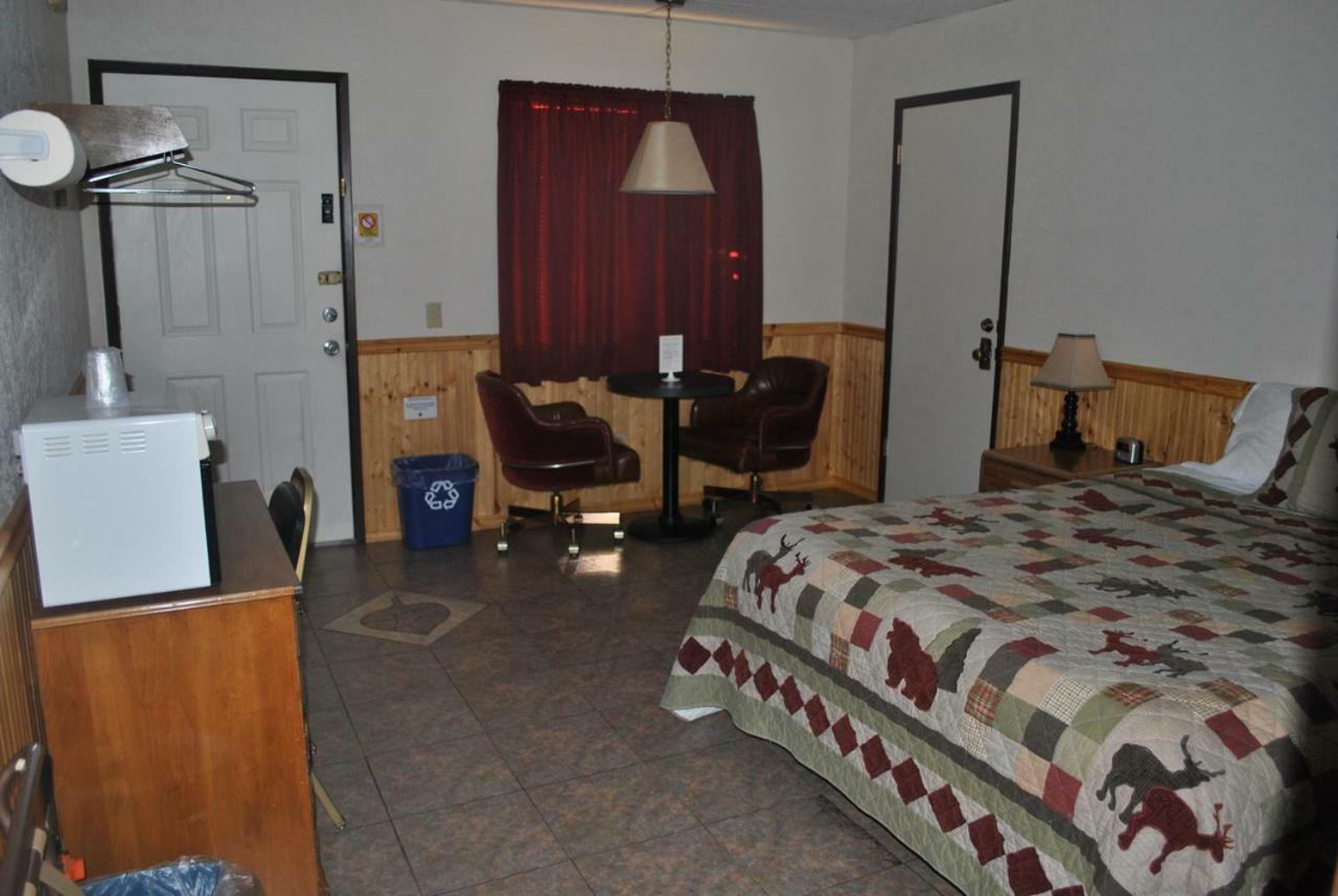 Aspen Inn Fort Klamath Exteriör bild