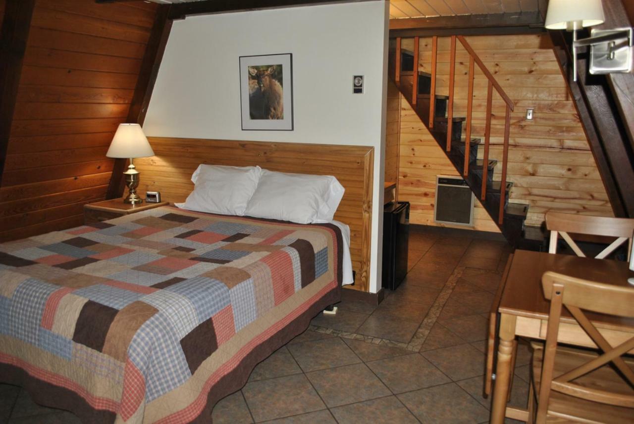 Aspen Inn Fort Klamath Exteriör bild