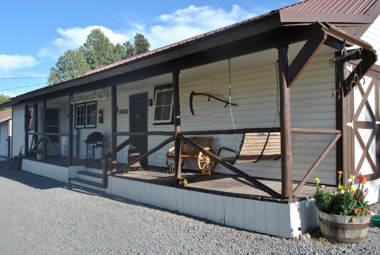 Aspen Inn Fort Klamath Exteriör bild