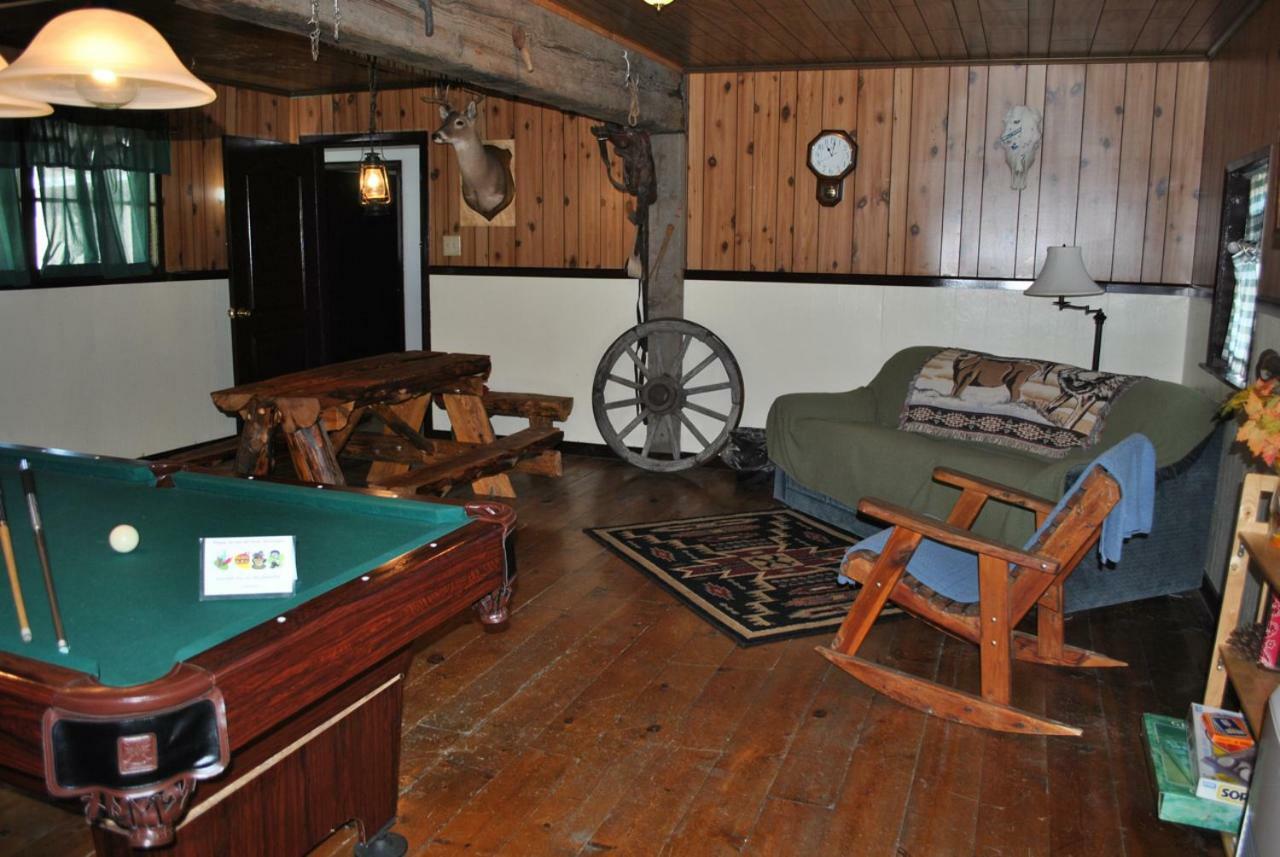 Aspen Inn Fort Klamath Exteriör bild
